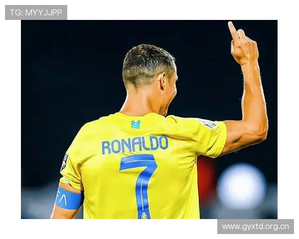 利雅得胜利对阵阿科多首发出炉C罗领衔布罗佐维奇科曼坐镇